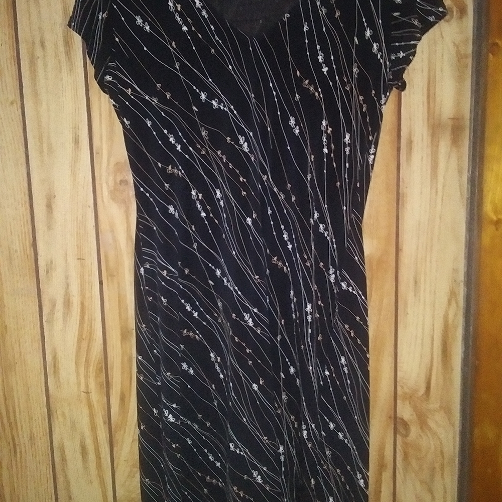 Merona dress- Med.-Black with pattern
